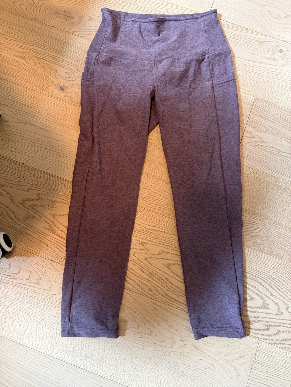 Buttercream Clothing Pocket Cropped leggings in heathered mauve